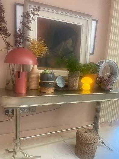 console Table