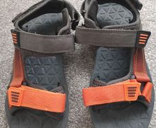 boy's sandals. UK4/EUR 37