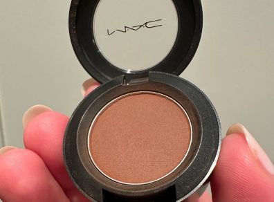 Mac eyeshadow