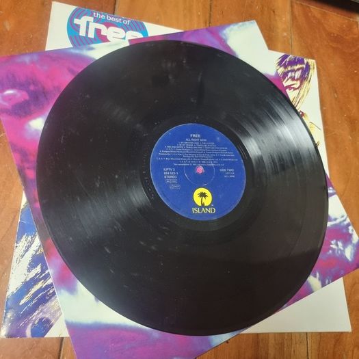 Free Best of ( 1st pressing)