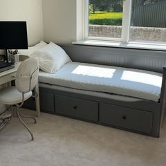 Day bed