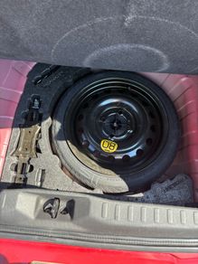 2010 nissan micra wheel