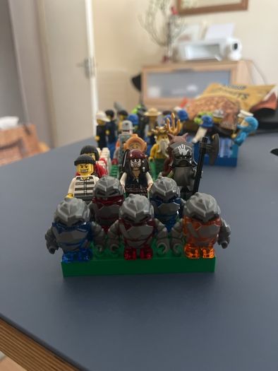 Large genuine LEGO minifigure collection