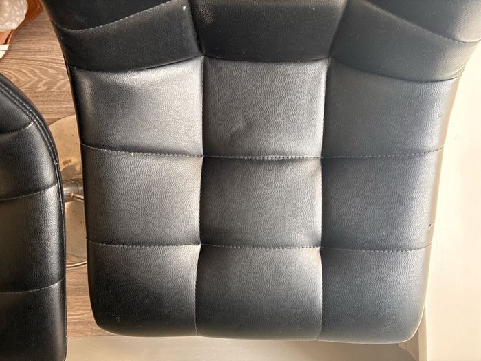 3x Black Faux Leather Quilted Bar Stools