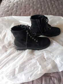 Black Boots size EU 40 /UK  7