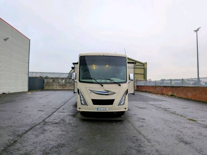 Thor Windsport 33ft Motorhome