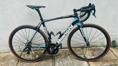 bianchi Impulso cv carbon Campagnolo