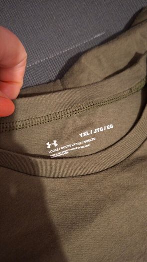 Kids Under Armour xl tshirt