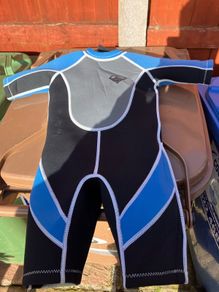 Wet suit/ 4/5 year old