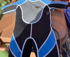 Wet suit/ 4/5 year old