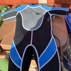 Wet suit/ 4/5 year old