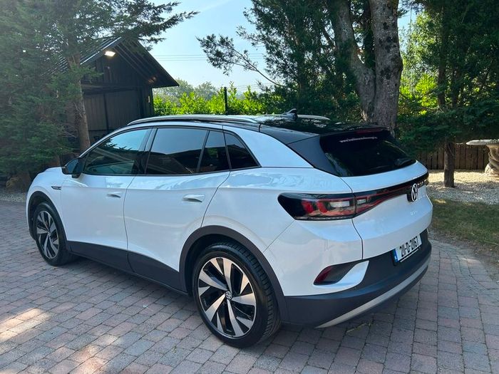 21 Volkswagen ID4 150KW First Edition Pro 14950