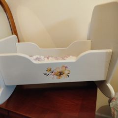 doll cot
