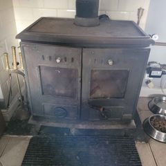 Stove with back boiler