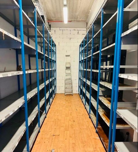 Steel Racking Large Quantity