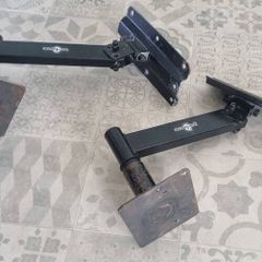 speaker stands