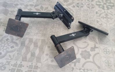 speaker stands