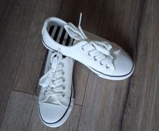 White canvas sneakers size 12