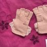 Alice Hannah Gloves (Half Finger) Image 5
