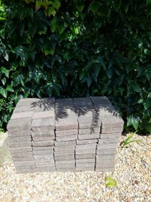 Wall Bricks - Only 1e Each