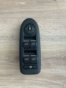 Ford Kuga 08-12 drivers door electric window controller
