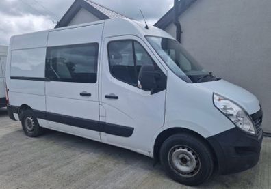 2017 Renault Master Crew Cab