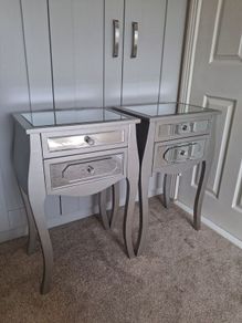 bedside lockers/ side tables