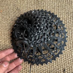 SRAM PG-1130 11-speed 11-42-tooth Cassette in Black