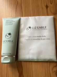 Liz Earl Cleanse & Polish & 2 Cotton Muslin Cloths