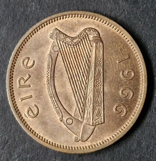 Ireland 1966  1/2 d  Half Penny  UNC