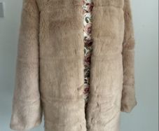 jacket faux fur Zara beige edge to edge jacket large