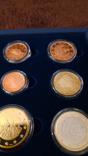 San Marino 2010 2011 euro coin proof sets