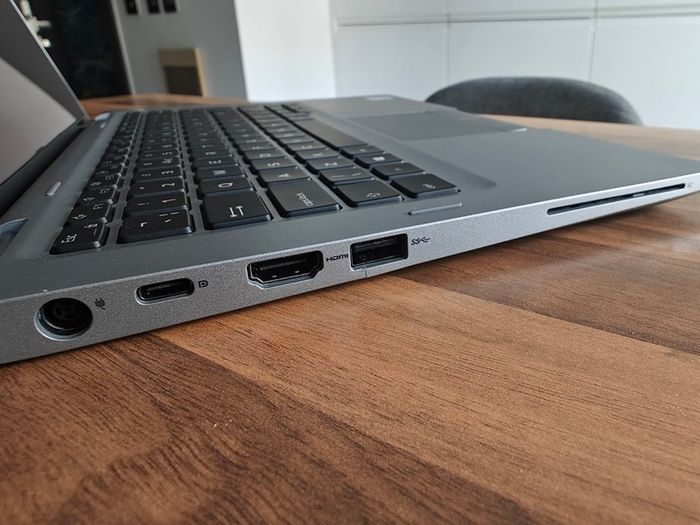DELL Latitude 5310 2-in-1 360 Rotated Touchscreen Laptop