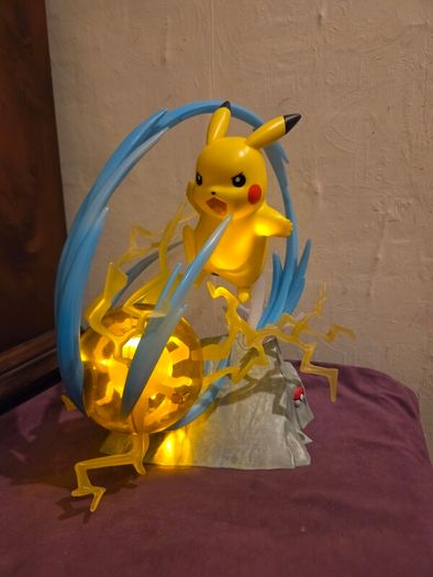 Pokemon Pikachu Light FX Collector Statue