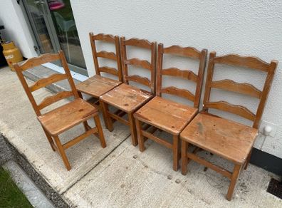 5 Wooden Chairs