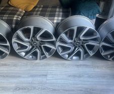 Land Rover discovery 21" alloys