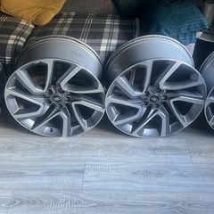 Land Rover discovery 21" alloys