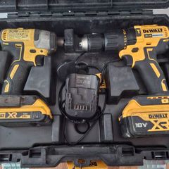 Dewalt drill set