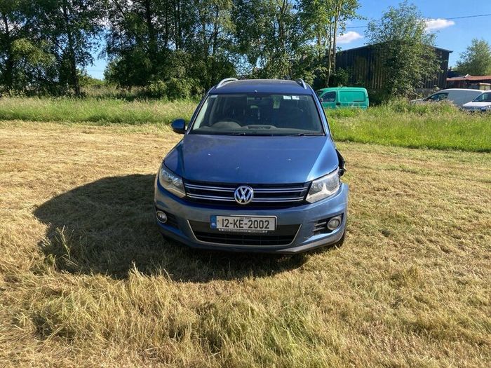 Vw 2012 damaged