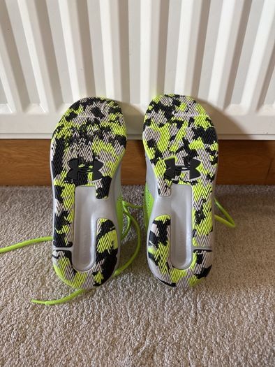 Under armour gs lockdown 5
