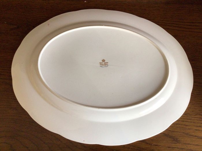 Royal Albert Silver Maple Pattern large meat / Turkey Platter