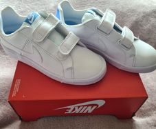 Nike runners boys/girls