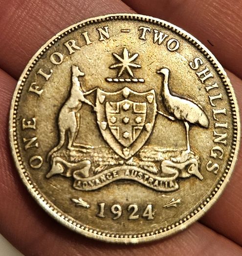 1924 Australian Silver Florin (Two Shillings) George V 92.5% Silver
