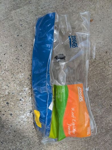 snorkel and mask zoggs junior
