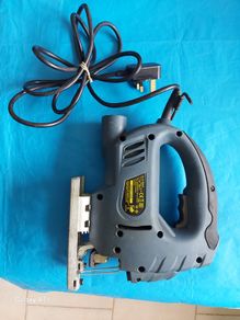 BLACK & DECKER KW713 Planer 400W in excellent condition, working perfect