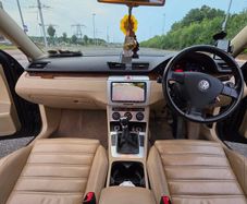 Volkswagen Passat Petrol Top-spec Highline 1.4