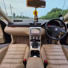 Volkswagen Passat Petrol Top-spec Highline 1.4