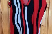 short sleeved top