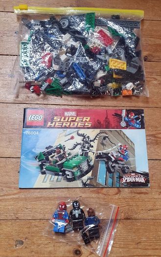 Lego Marvel Superheroes 76004: Spider-man Spider Cycle Chase (2013) 100% Complete (NO BOX)
