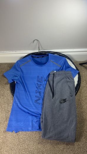 Nike Air Series 2 Piece Set